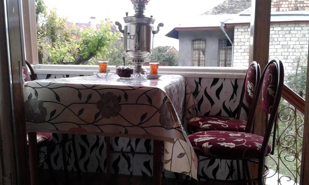 Ilgar'S Hostel เชกี ภายนอก รูปภาพ